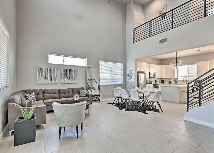 7 Mi To Dtwn Phoenix: Group-friendly Getaway * Phoenix